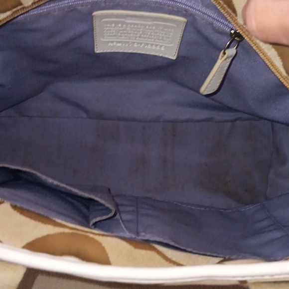 Coach beige signature crossbody bag - Picture 8 of 11